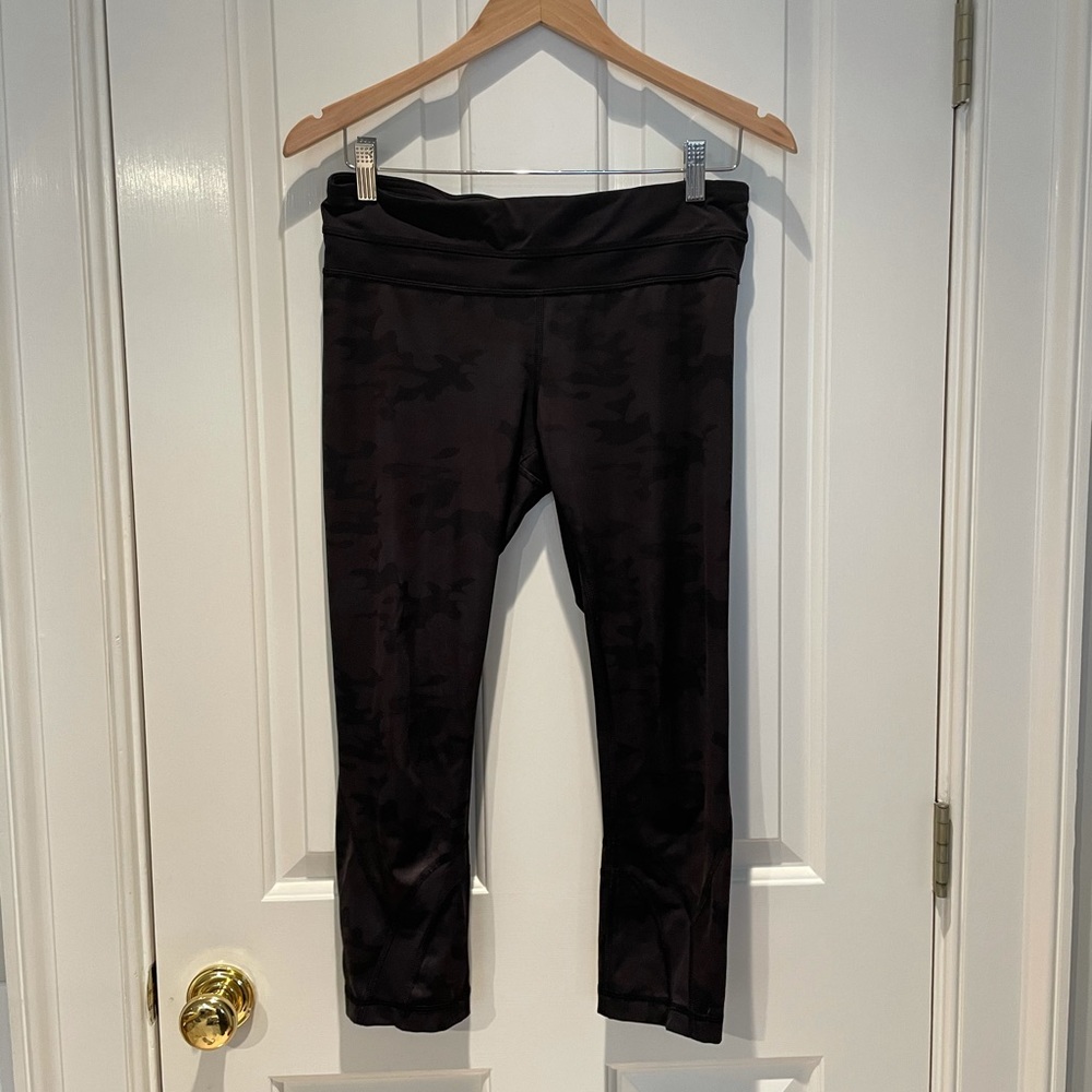 Lululemon Run Inspire Crop II Black Camo Leggings